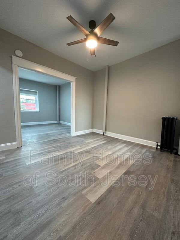 7307 W Chester Pike #B - Photo 3 of 19