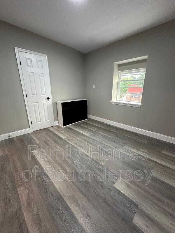 7307 W Chester Pike #B - Photo 4 of 19