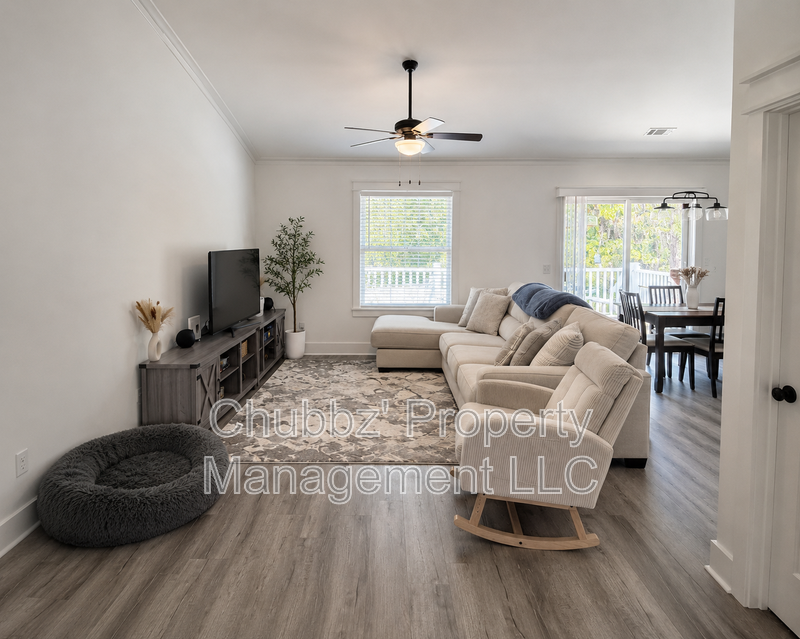 44 Canopy Ln - Photo 2 of 15