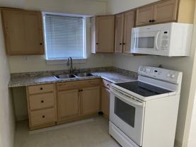 1633 Linnbrook Dr #3 - Photo 1 of 1