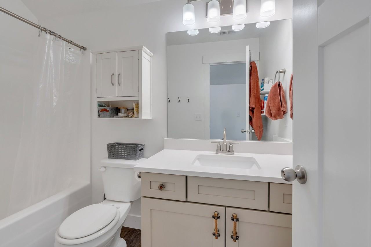 4871 N Mt Nebo Dr - Photo 5 of 47