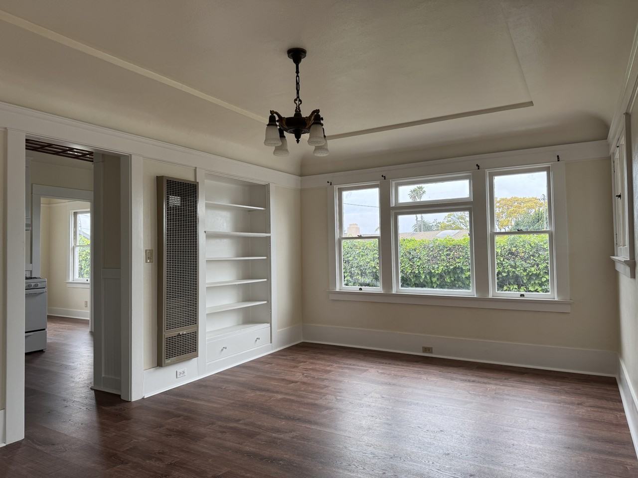 14 E High St - Photo 7 of 25