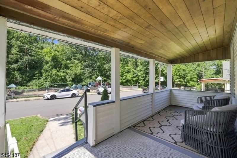 14 N Glen Ave - Photo 5 of 32