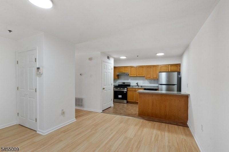 49 Seabury St #1 - Photo 2 of 11