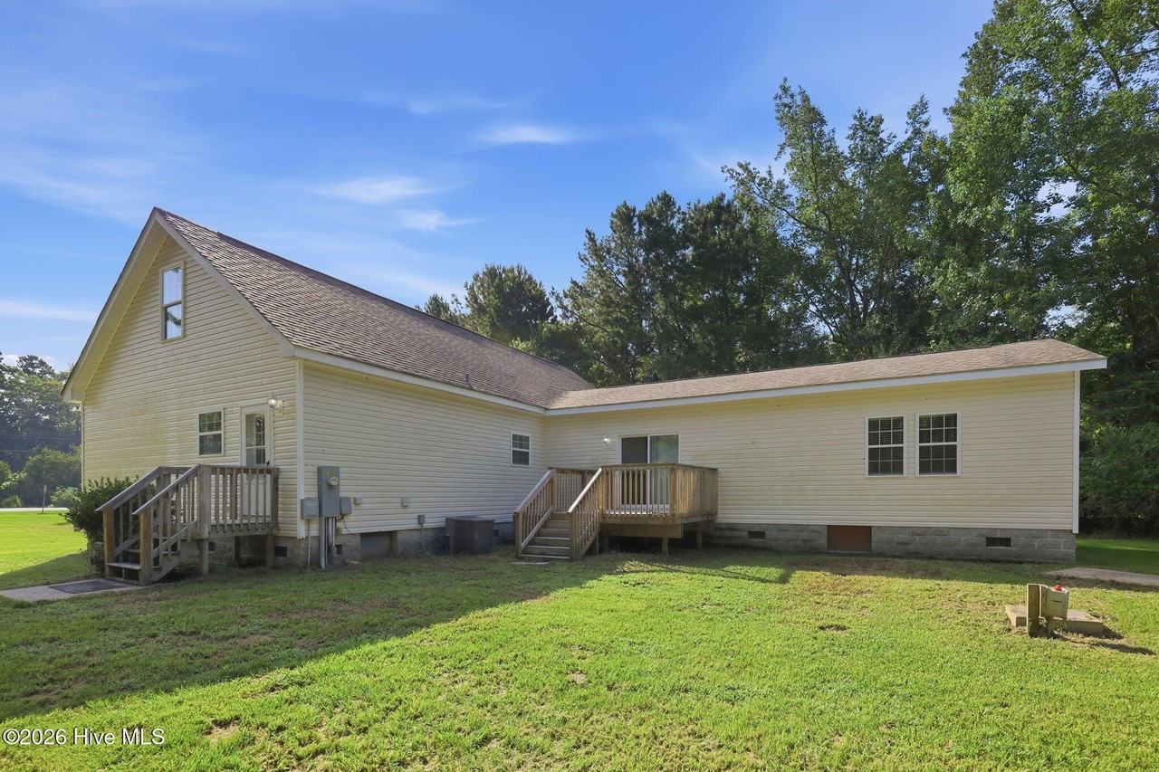 103 Meadowview Rd - Photo 6 of 50