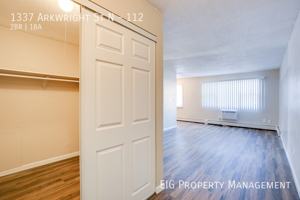 featured image of 1337 Arkwright St