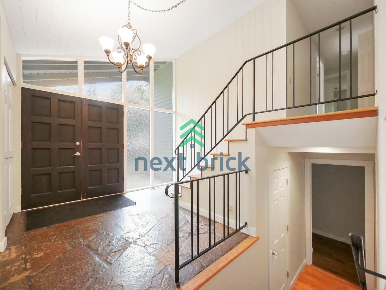 14469 Ne 12th Pl - Photo 5 of 34