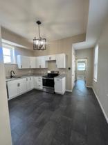 325 W 9th St #2 - Photo 1 of 1