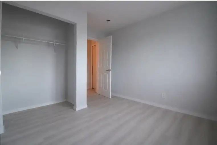 399 Main St S #A - Photo 3 of 8