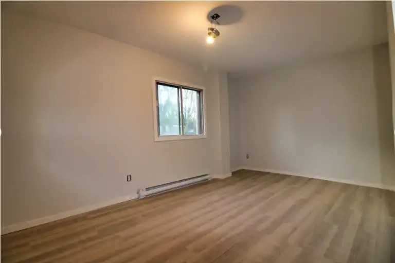 399 Main St S #A - Photo 6 of 8