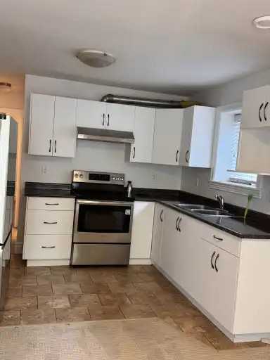 10368 175 St - Photo 2 of 10