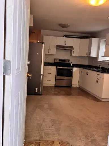 10368 175 St - Photo 3 of 10
