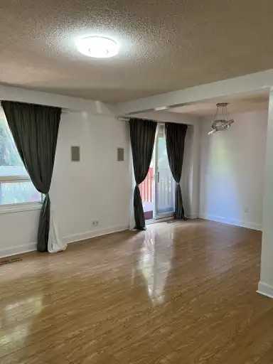 23 Blossom Ave - Photo 3 of 19