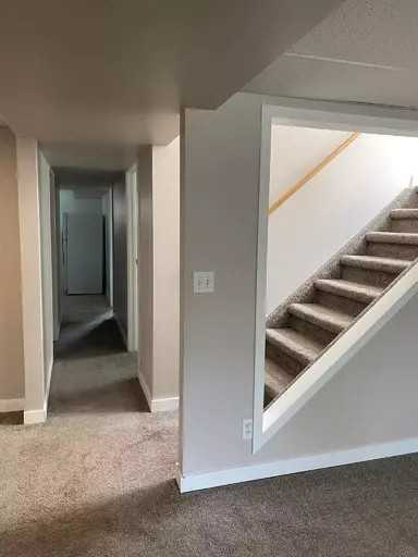 124 Sutherland Ave #124B - Photo 4 of 9