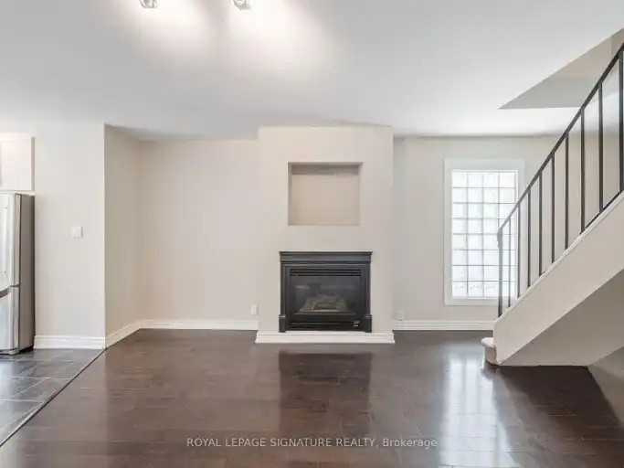 111 Pickering St - Photo 6 of 24