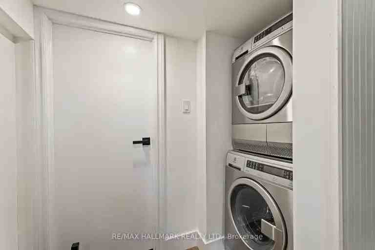 324 Kenilworth Ave - Photo 4 of 27