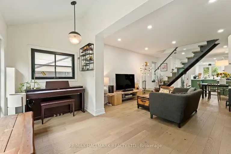 324 Kenilworth Ave - Photo 5 of 27