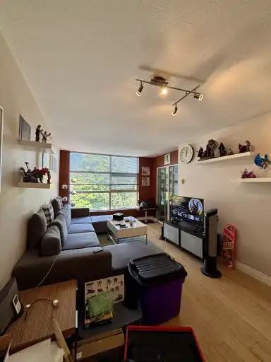 418 Broadway E #302 - Photo 2 of 13