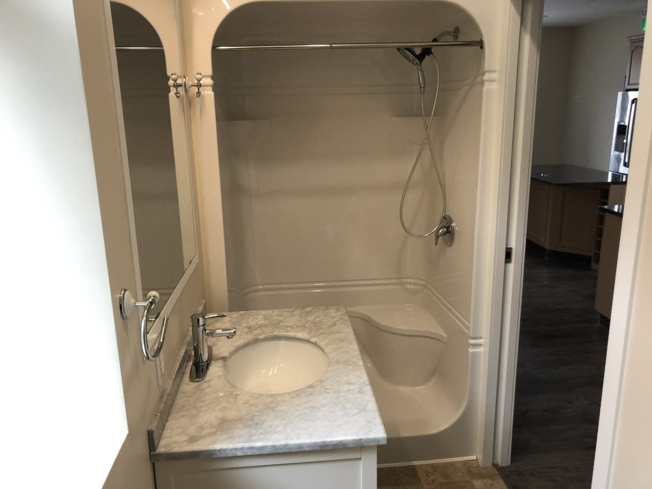 216 Pacific Ave - Photo 5 of 7