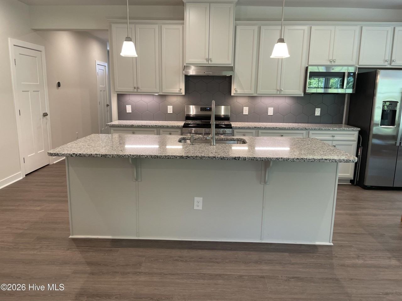2116 Sounders Ln Ne - Photo 6 of 29