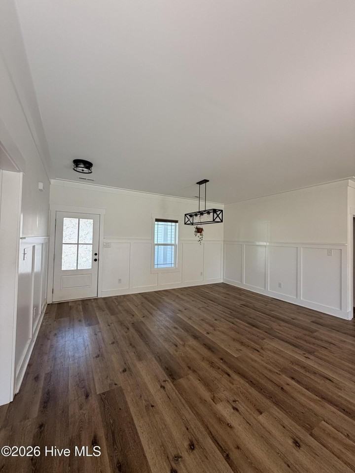 309 Belgian Ct - Photo 3 of 15