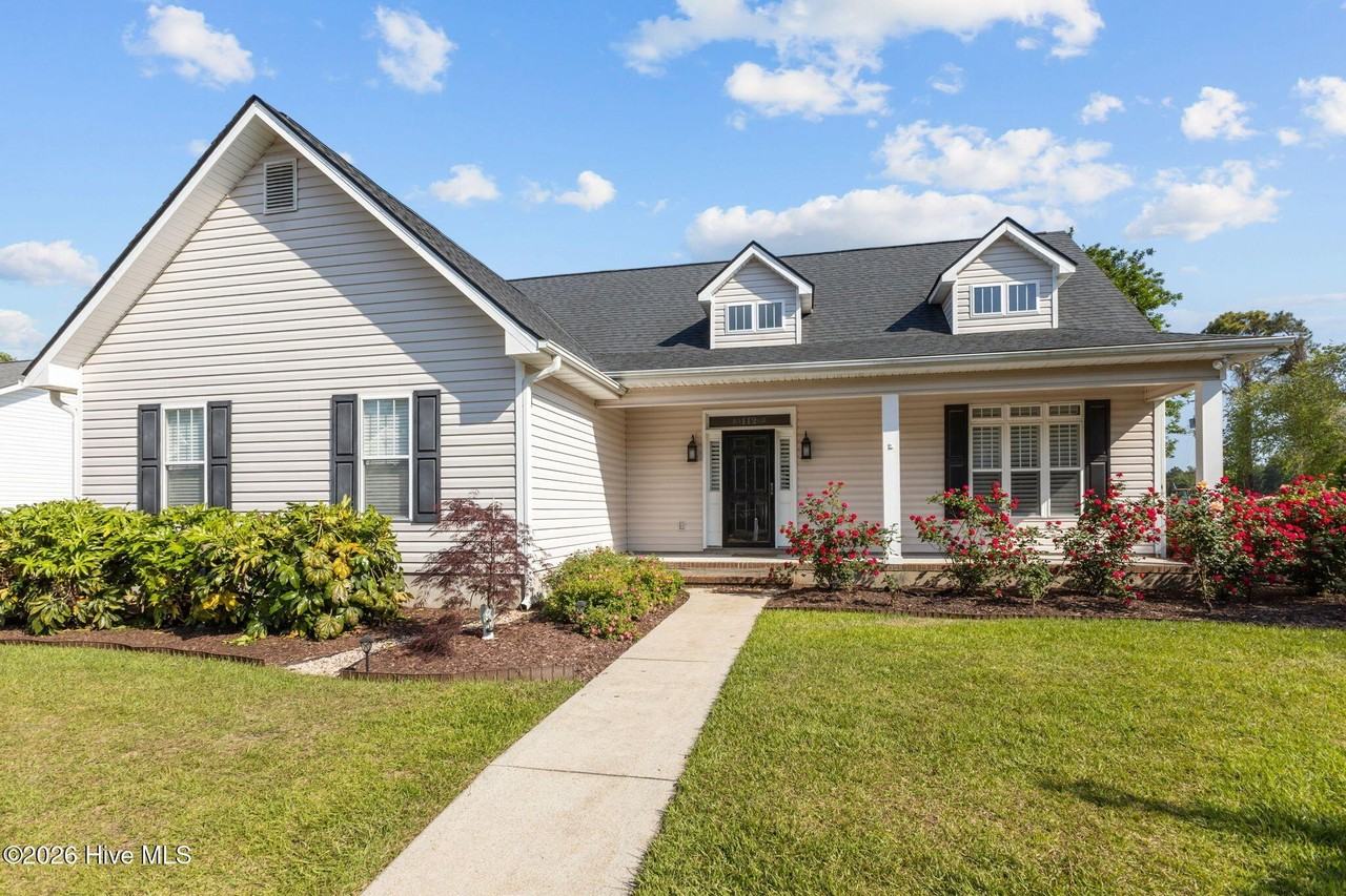 112 Carefree Ln - Photo 4 of 39
