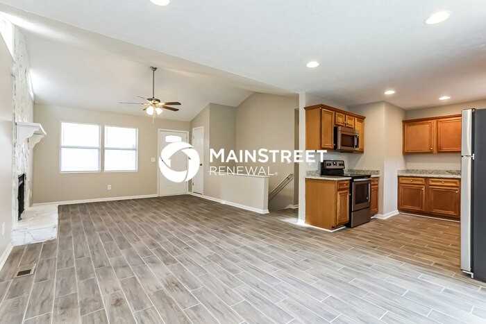 8905 Daerwater Dr - Photo 2 of 17