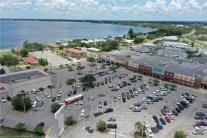 featured image of 1025 Lakeview Dr #1