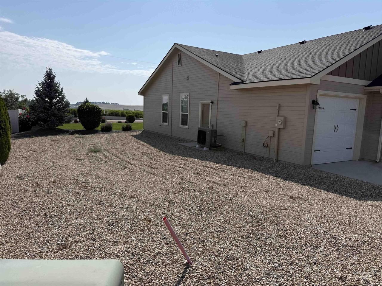 13496 Hockberger Ranch Rd - Photo 2 of 15