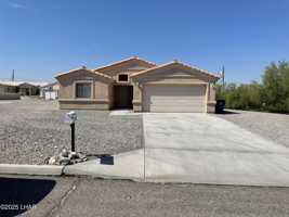 featured image of 2152 Barranca Dr
