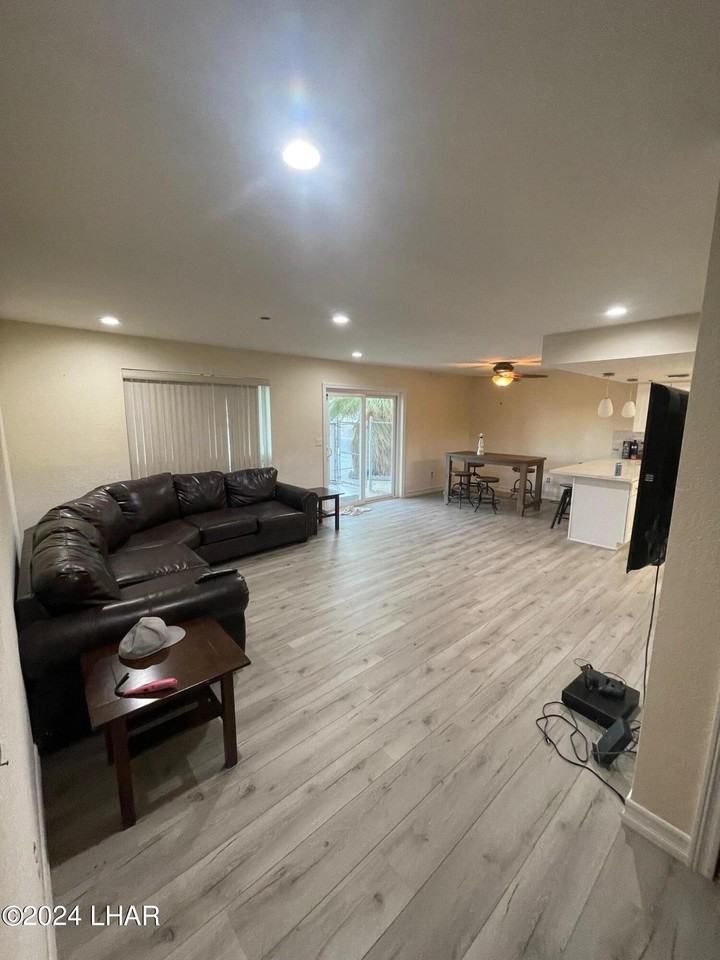 3355 Desert Sage Dr - Photo 7 of 8