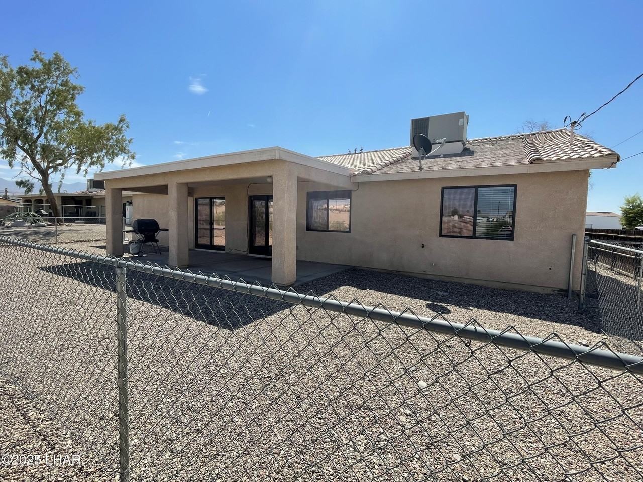 2301 San Juan Dr - Photo 2 of 26