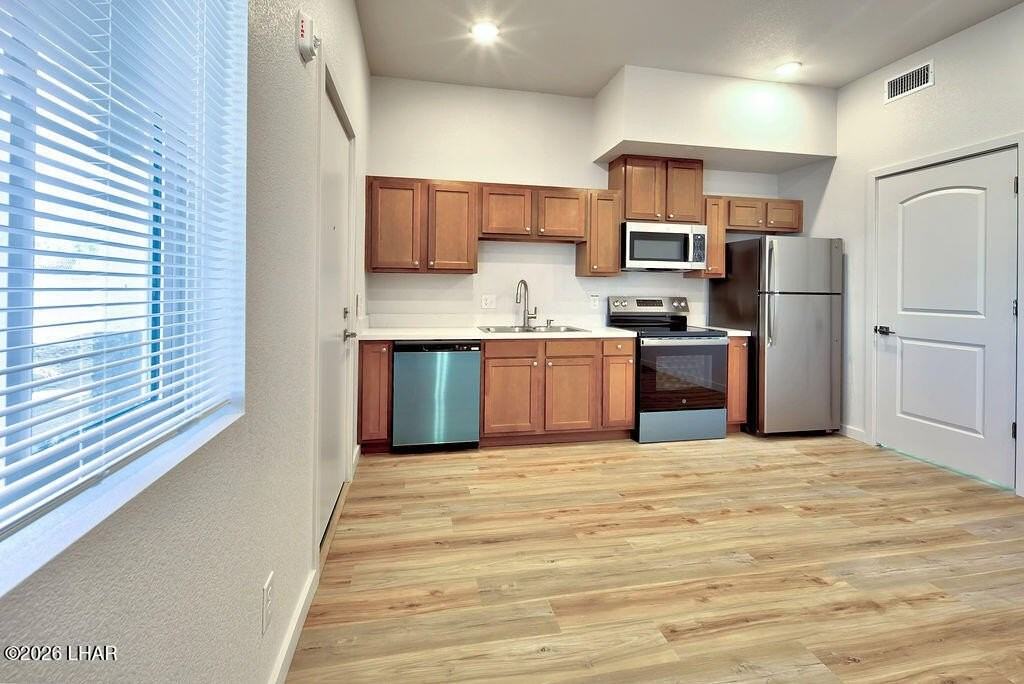 2160 Swanson Ave - Photo 6 of 13