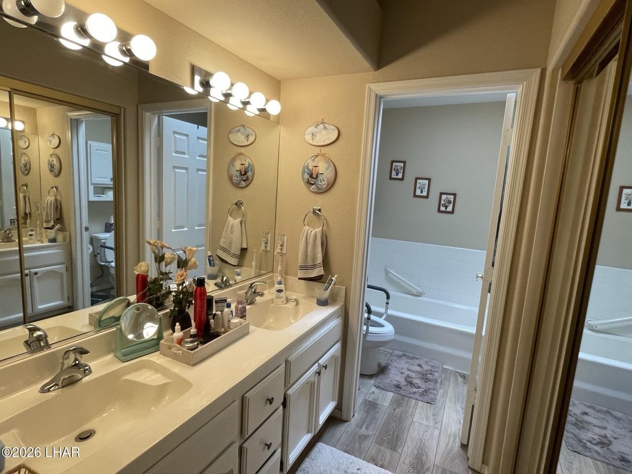 470 Acoma Blvd S #114D - Photo 5 of 8