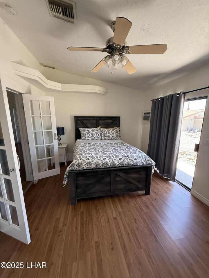 3231 Daytona Ave - Photo 6 of 18