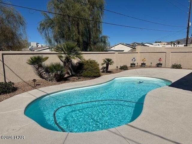 2595 Palo Verde Blvd N - Photo 2 of 33
