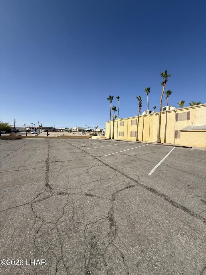 2100 Swanson Ave #208 - Photo 5 of 21