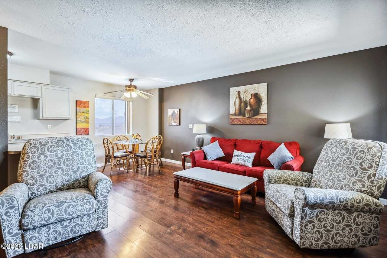 2100 Swanson Ave #208 - Photo 7 of 21