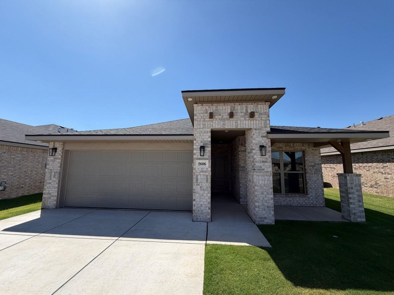 2606 Garland Ave - Photo 2 of 17