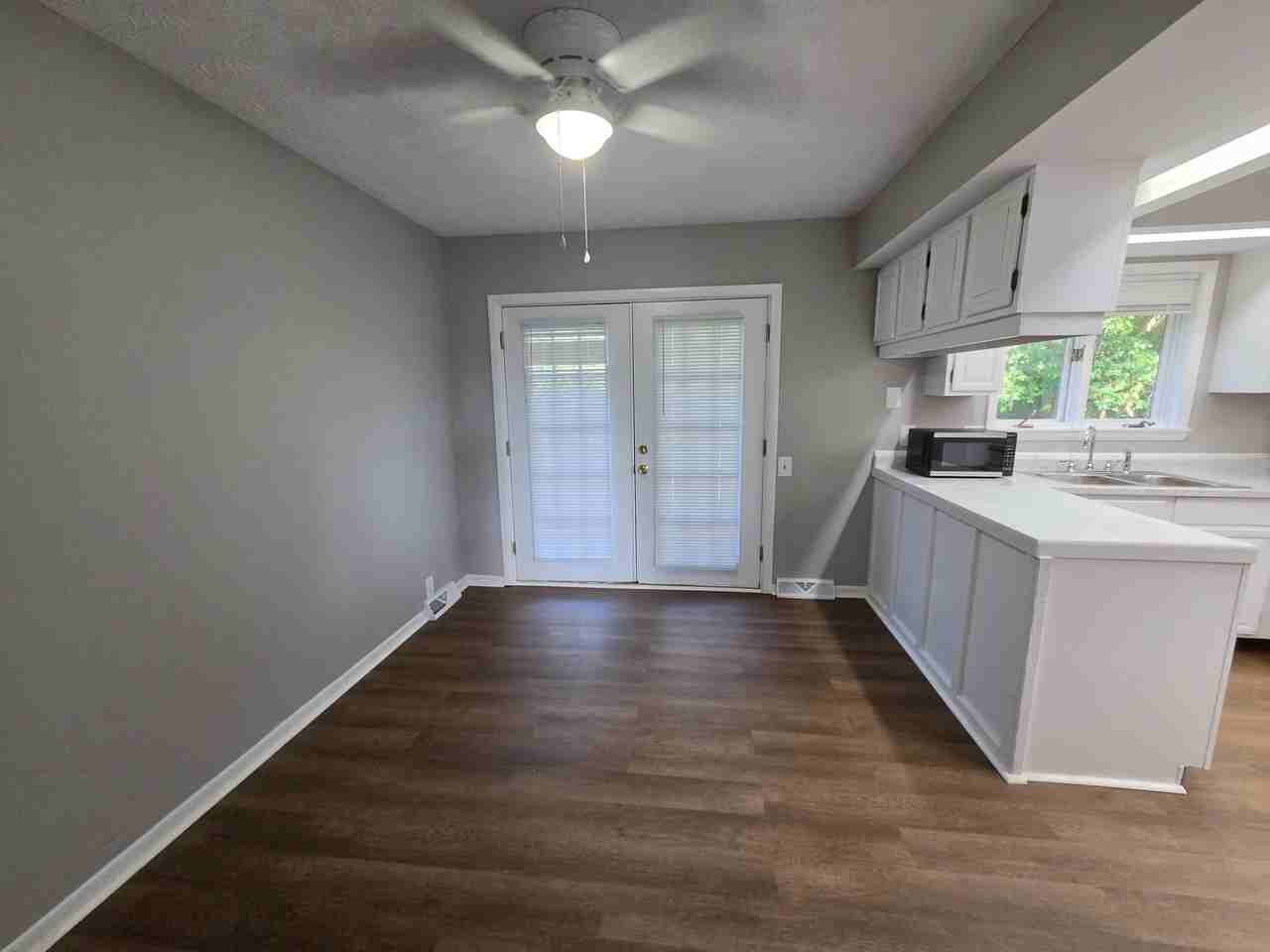 3406 Alpine Ct - Photo 3 of 13