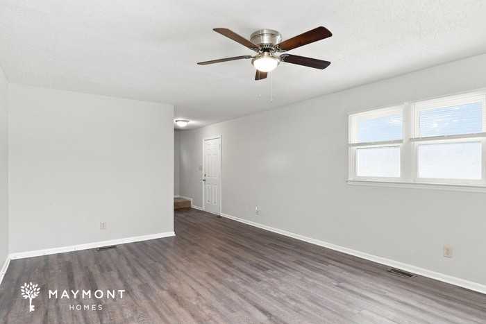 1407 Torrence Grove Church Rd - Photo 5 of 16