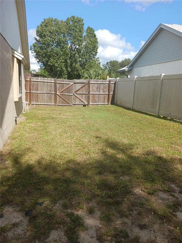 7706 Covedale Dr ##3/2 - Photo 7 of 8