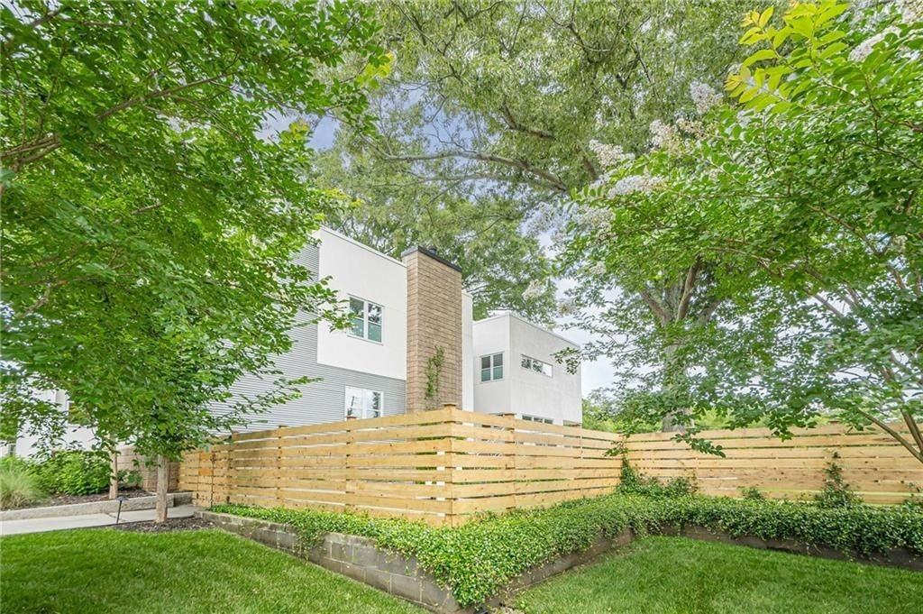 2269 Briarwood Hills Dr Ne - Photo 3 of 50