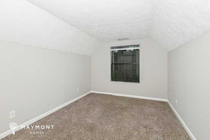 8088 Robin Ct - Photo 6 of 16