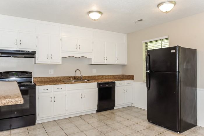 507 Plum Dr Sw - Photo 5 of 11