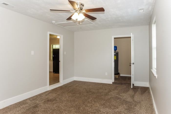 507 Plum Dr Sw - Photo 6 of 11