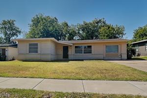featured image of 2126 Ridgeway St