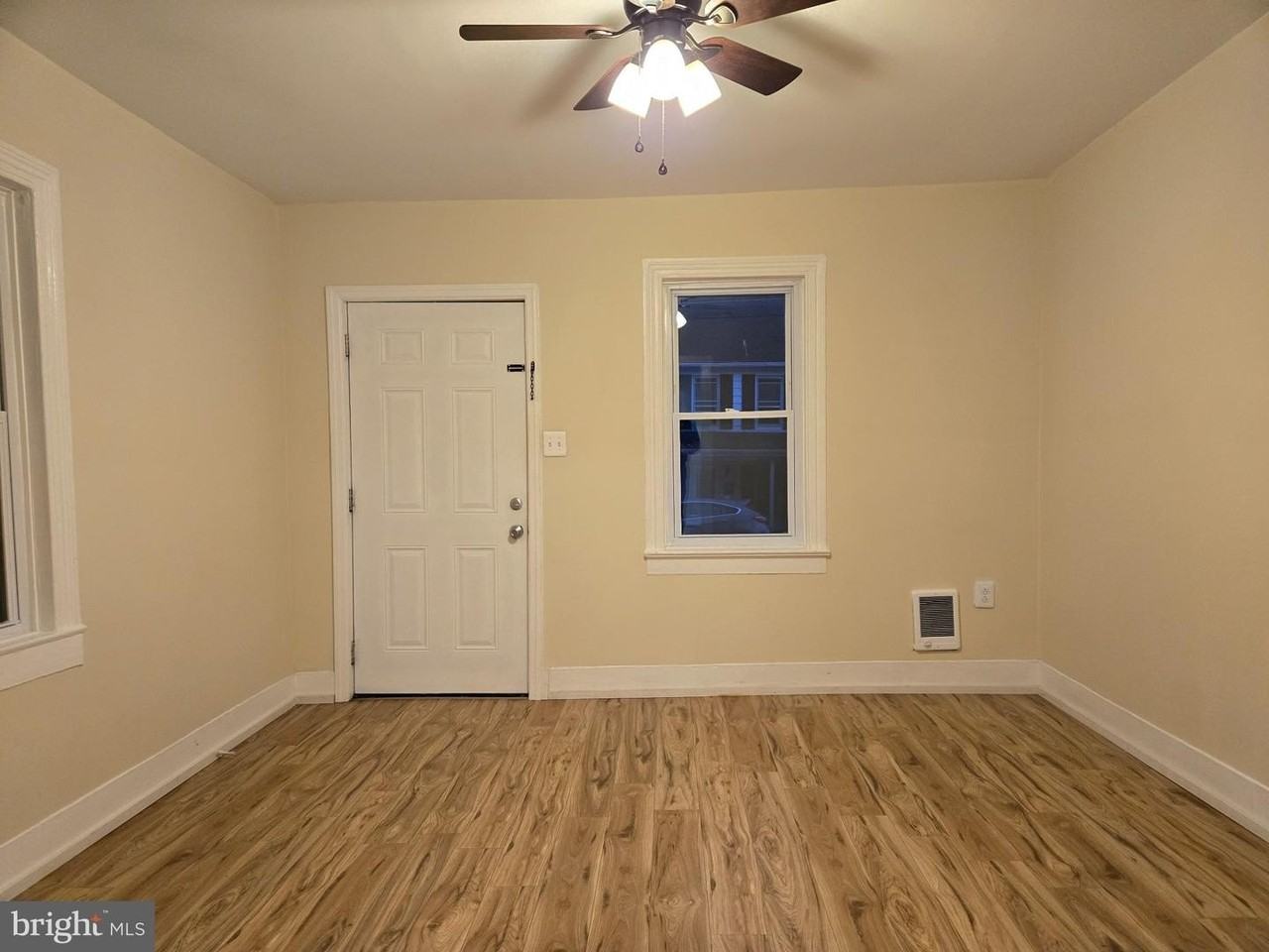26 E Pall Mall St - Photo 2 of 17