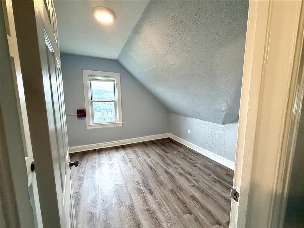 700 Wolf Ave #3W - Photo 5 of 31