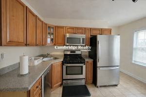 featured image of 9 Medford St #1T
